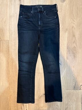 Veronica Beard Carly Kick-Flare High Rise Jeans 27 Black